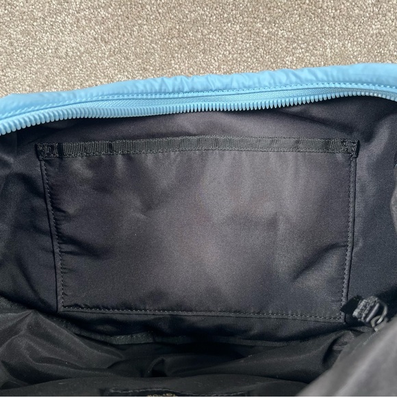 House of Harlow 1960 Crescent Moon Nylon Puffy Powder Blue Crossbody Bag - Picture 5 of 16